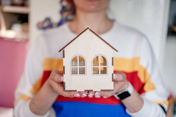 Construire soi-même une maison atypique, comment faire ?