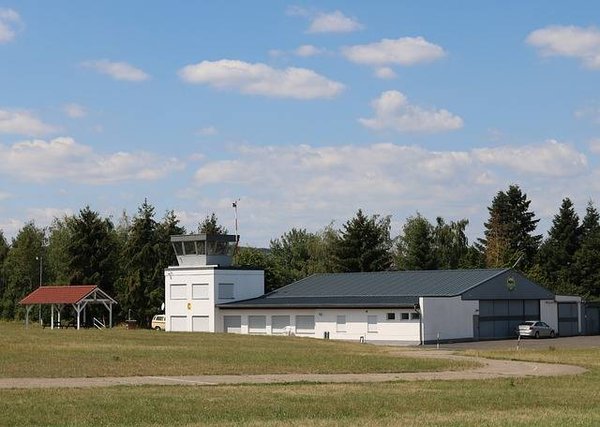 Quels sont les avantages et les inconvénients d'un carport solaire ?